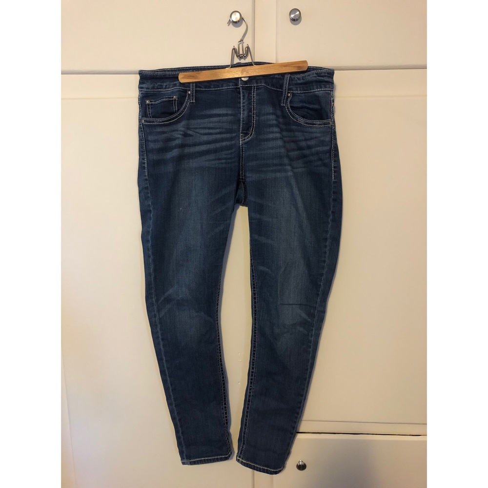 Daytrip Women’s Skinny Jeans